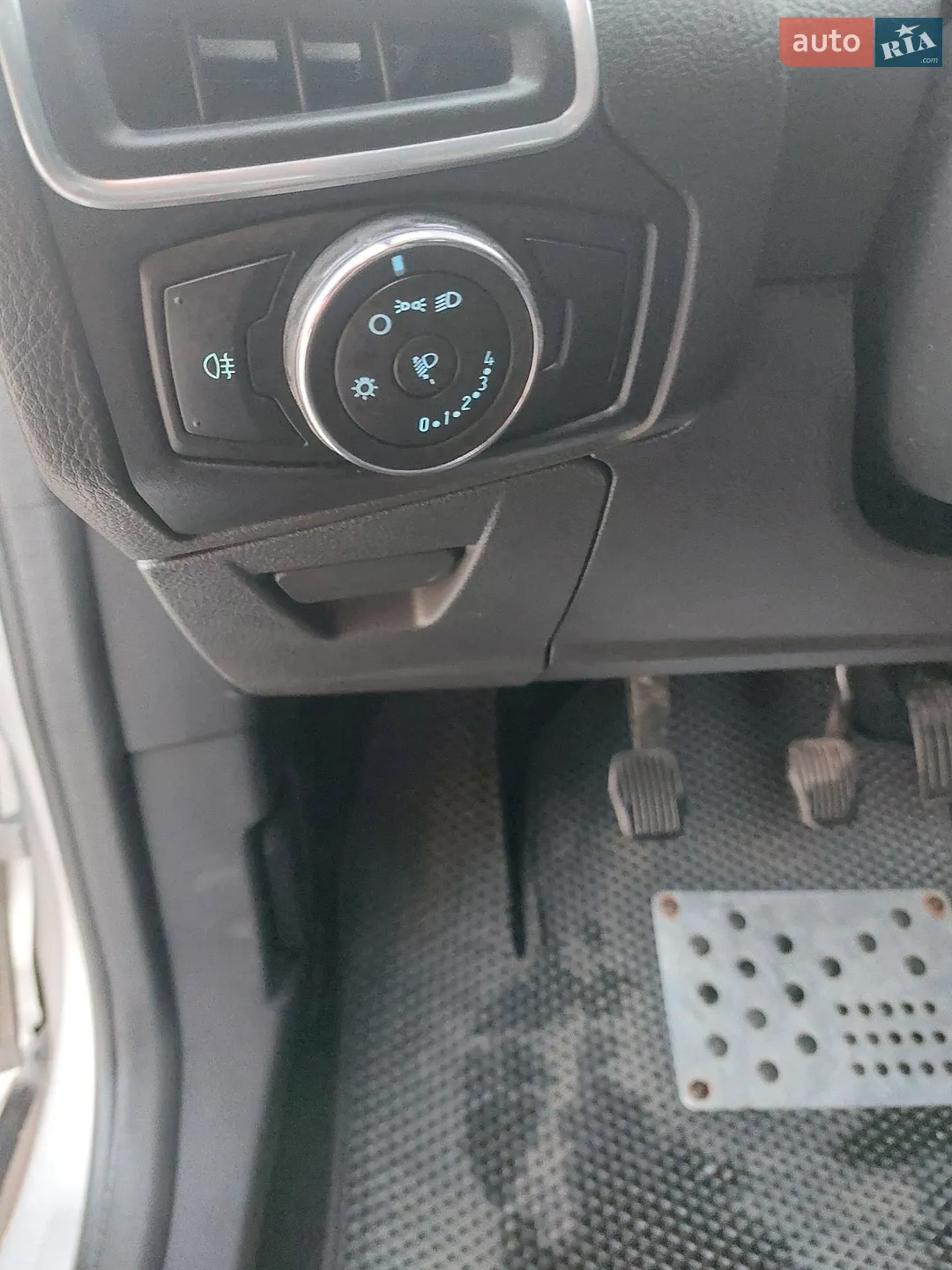2011 Ford Focus - мініатюра 17