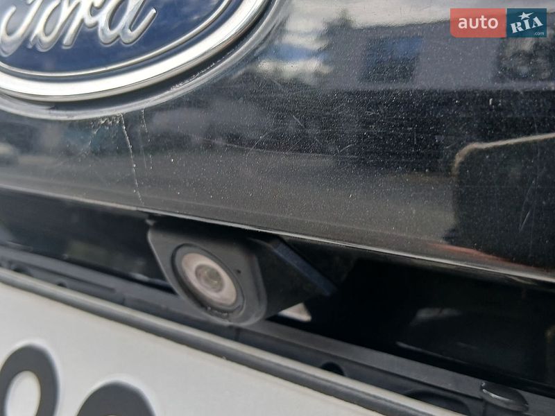 Хетчбек Ford Focus 2015 в Обухові