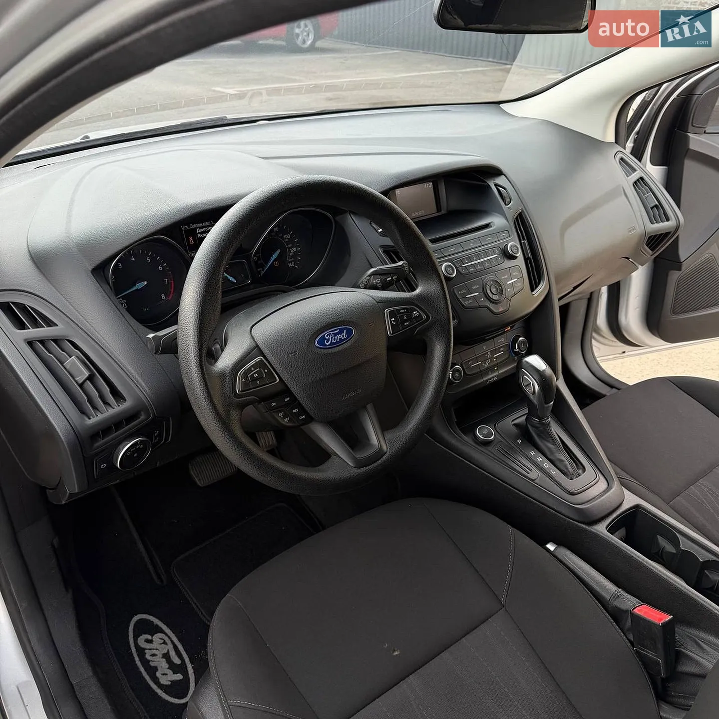 2015 Ford Focus - мініатюра 11