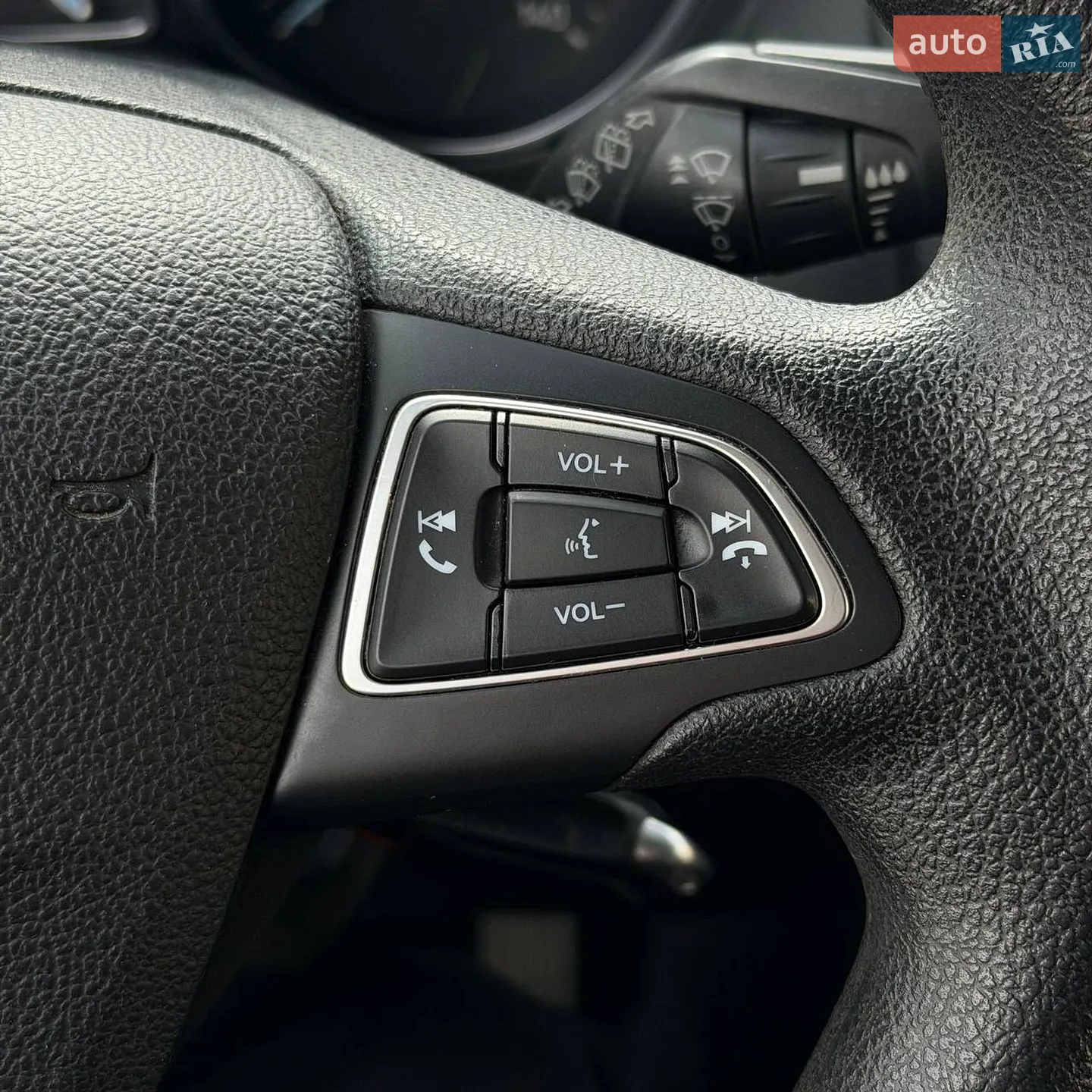 2015 Ford Focus - мініатюра 16