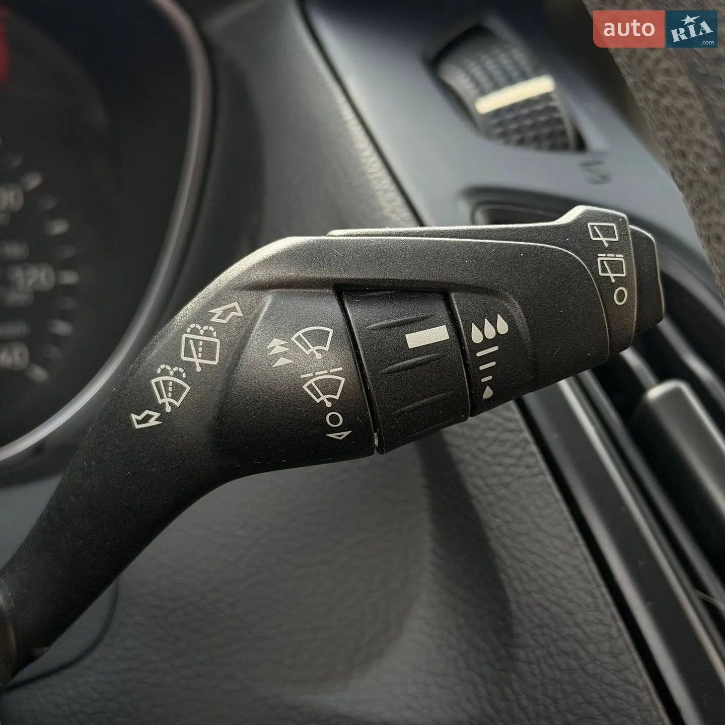 2015 Ford Focus - мініатюра 18
