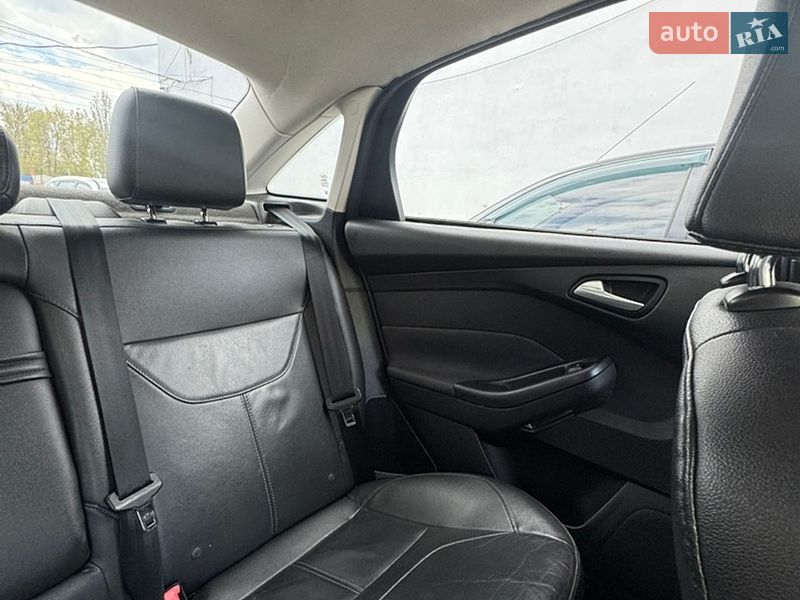 Седан Ford Focus 2015 в Днепре