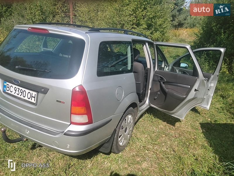 Универсал Ford Focus 2003 в Новояворовске