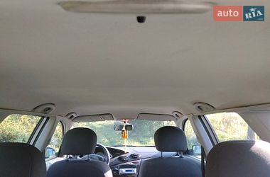 Универсал Ford Focus 2003 в Новояворовске