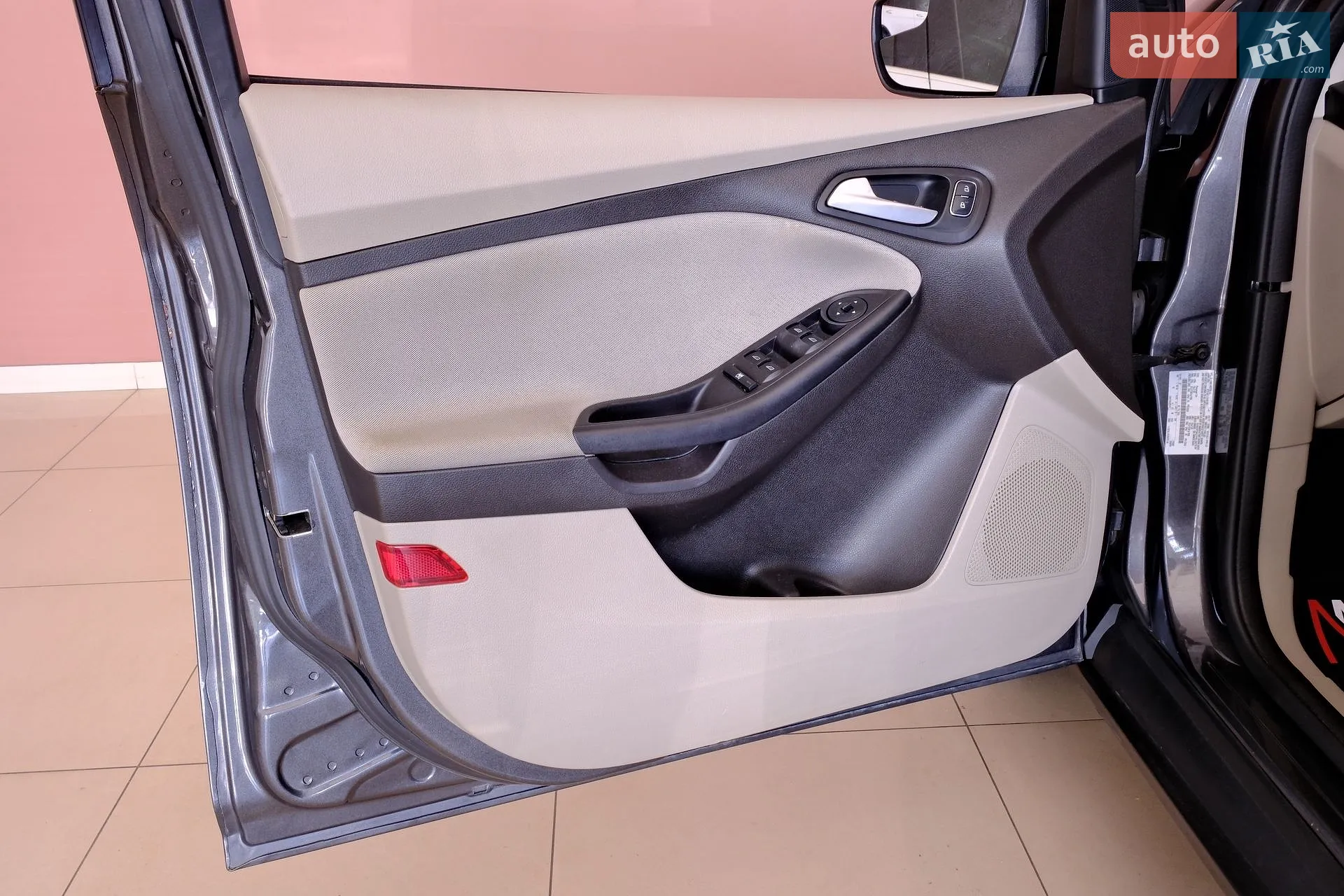 2017 Ford Focus - мініатюра 28