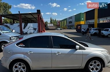Хэтчбек Ford Focus 2011 в Киеве