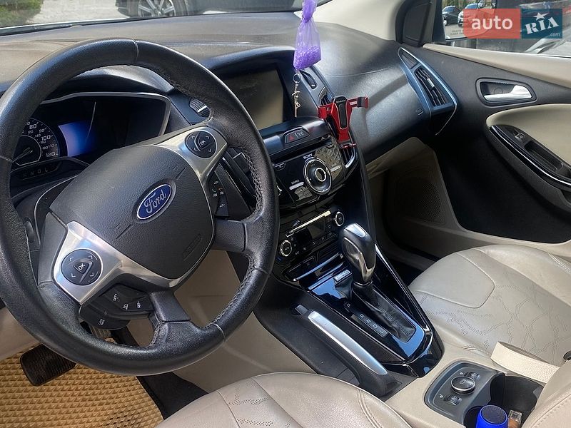 Хетчбек Ford Focus 2012 в Львові