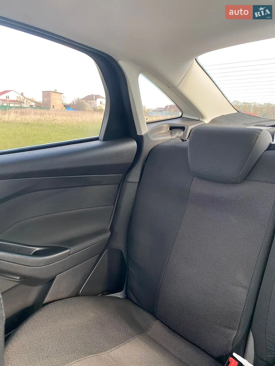2012 Ford Focus - мініатюра 10
