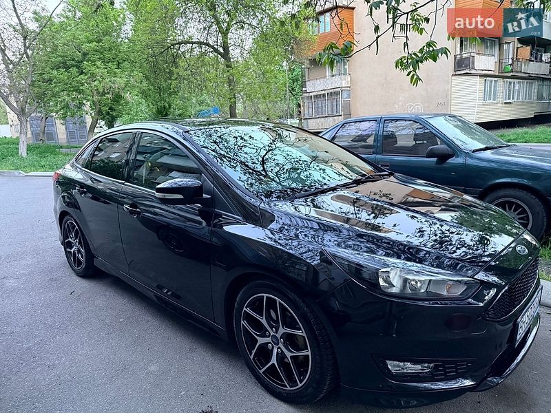 Седан Ford Focus 2015 в Измаиле