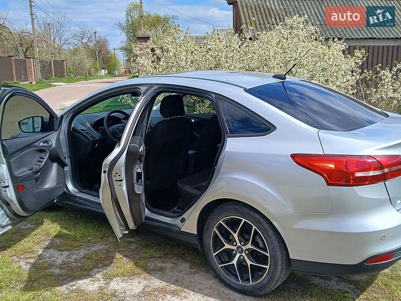 Седан Ford Focus 2018 в Киеве