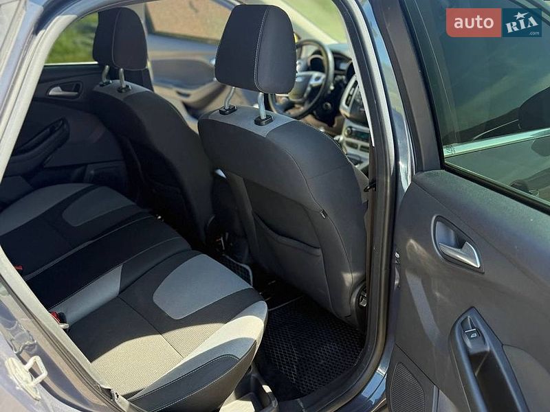 Седан Ford Focus 2012 в Одесі