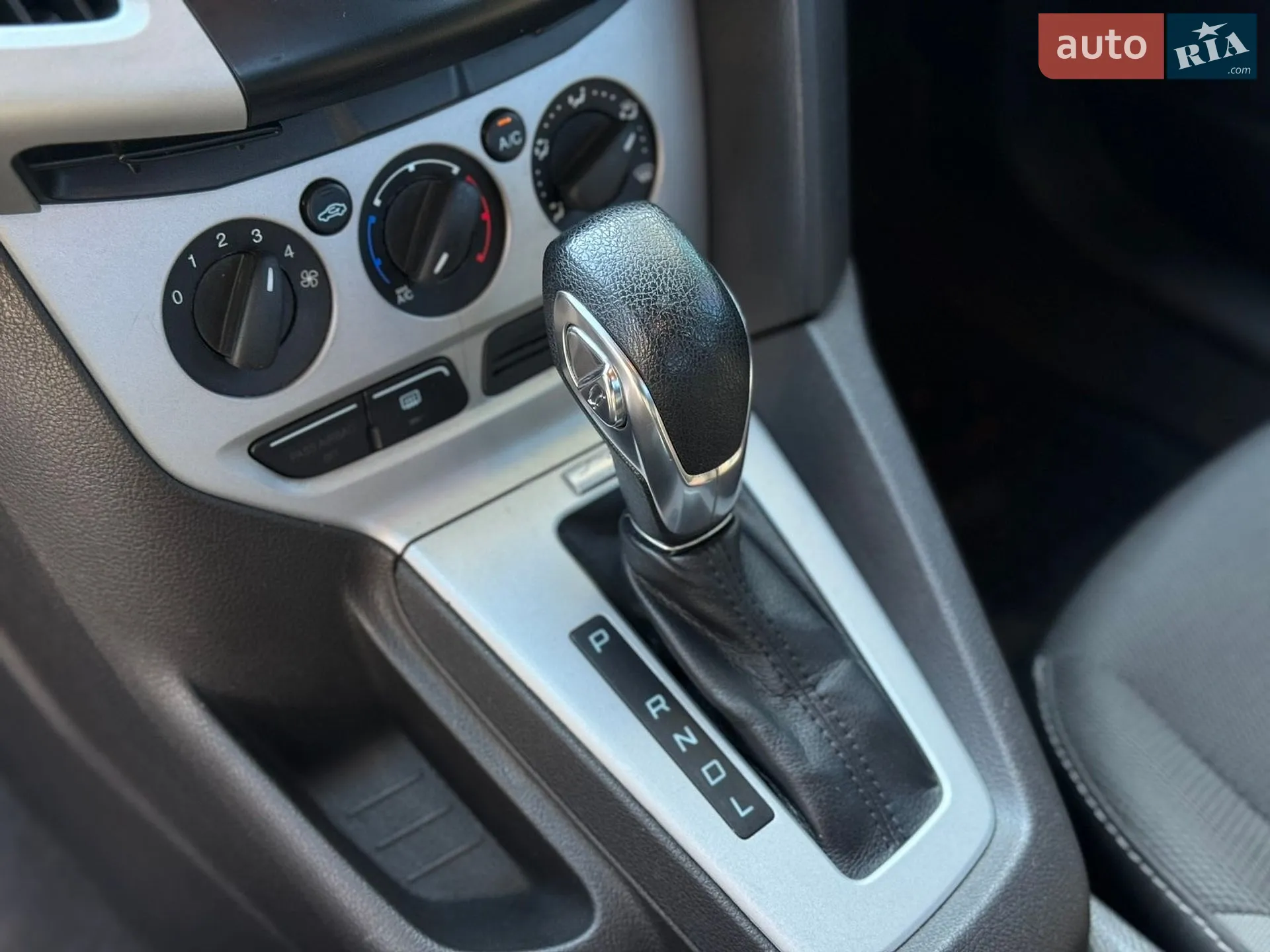 2013 Ford Focus - мініатюра 18