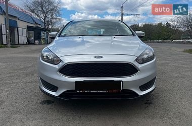 Хэтчбек Ford Focus 2015 в Полтаве