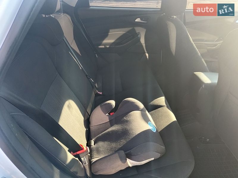 Седан Ford Focus 2015 в Киеве