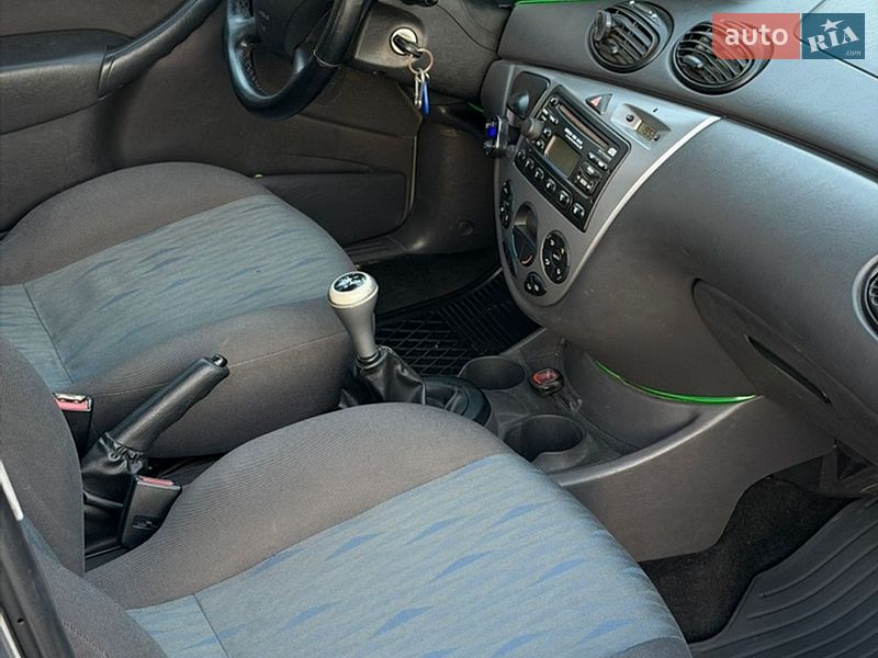 Хетчбек Ford Focus 2003 в Одесі