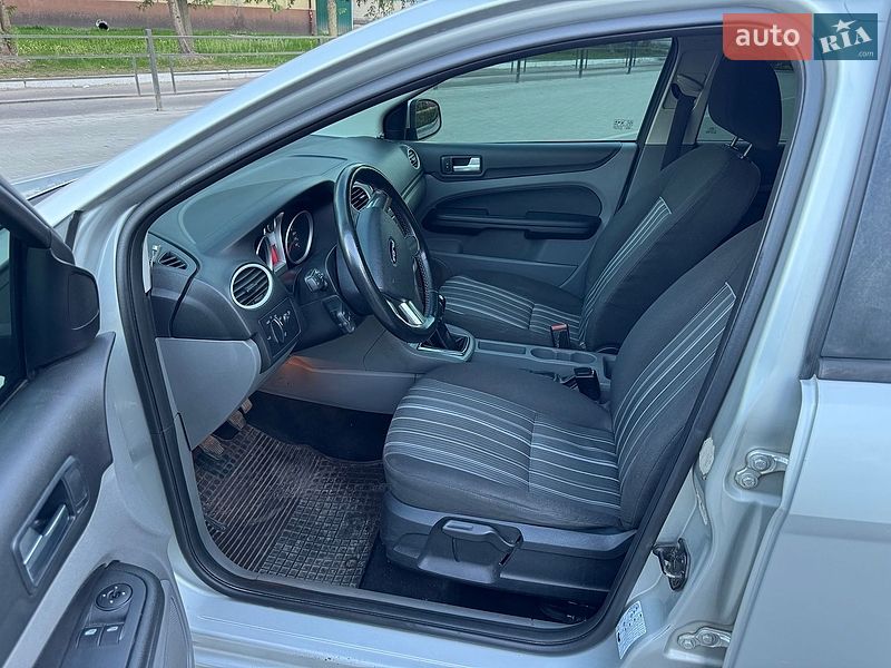 Універсал Ford Focus 2008 в Сарнах