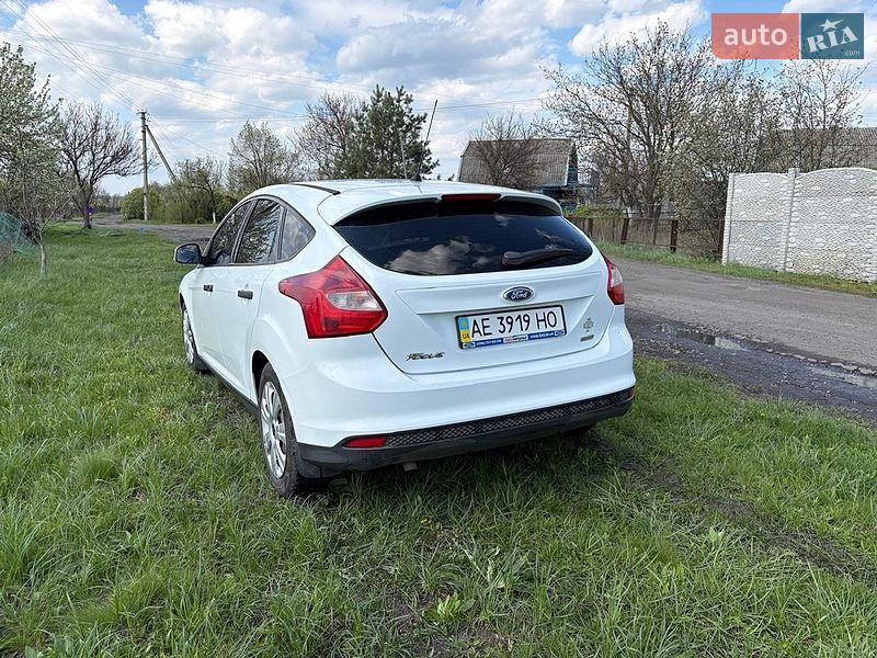 Хэтчбек Ford Focus 2014 в Першотравенске