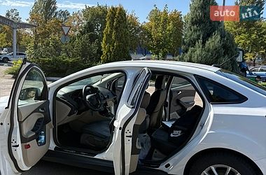 Седан Ford Focus 2015 в Дніпрі