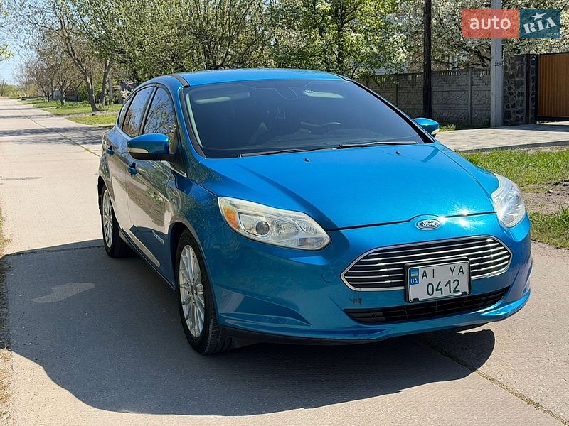 Хэтчбек Ford Focus 2012 в Золотоноше