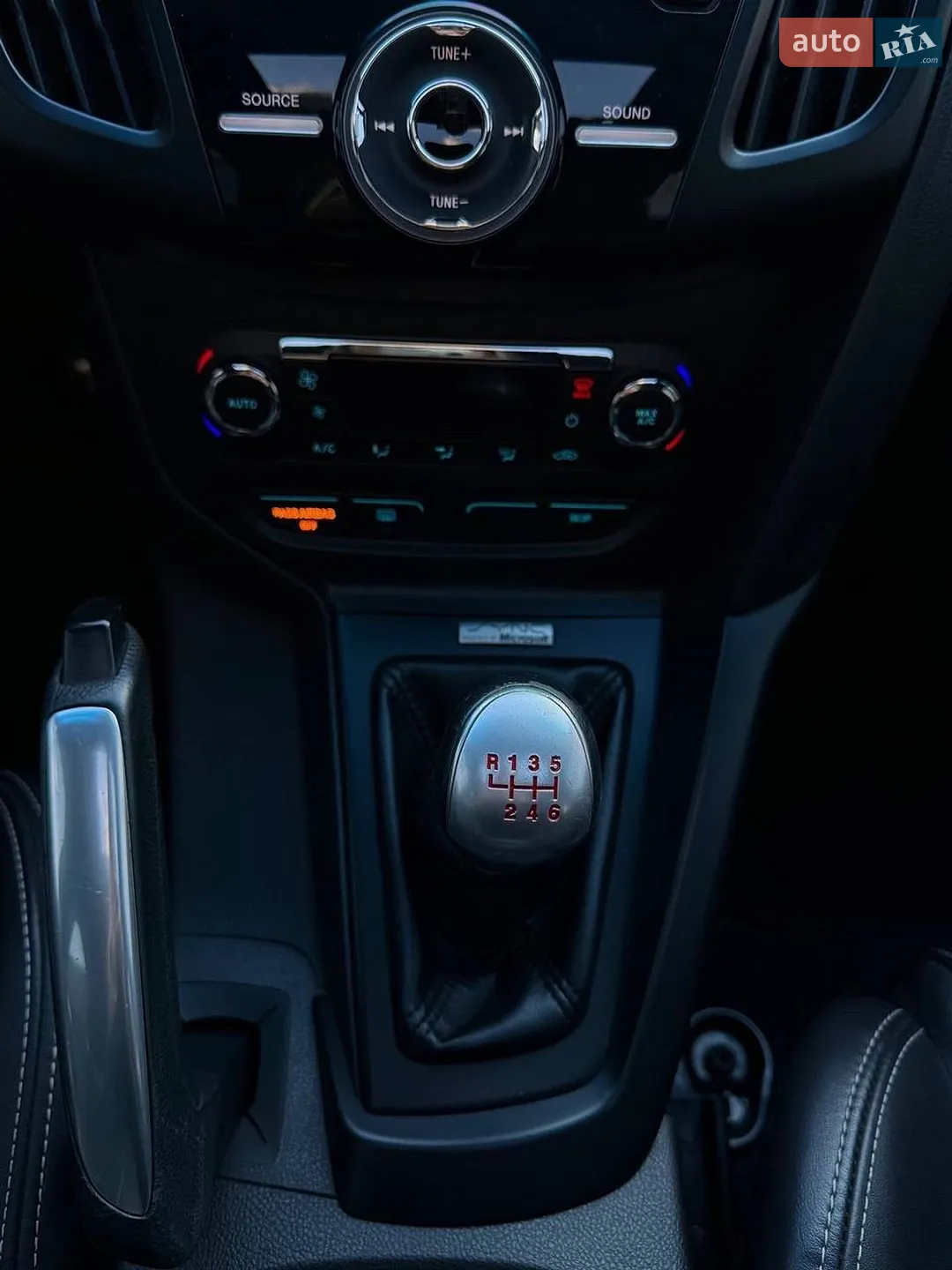 2012 Ford Focus - мініатюра 17