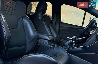 Хетчбек Ford Focus 2012 в Дніпрі