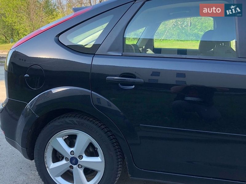 Хетчбек Ford Focus 2007 в Черкасах