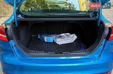 Седан Ford Focus 2015 в Києві