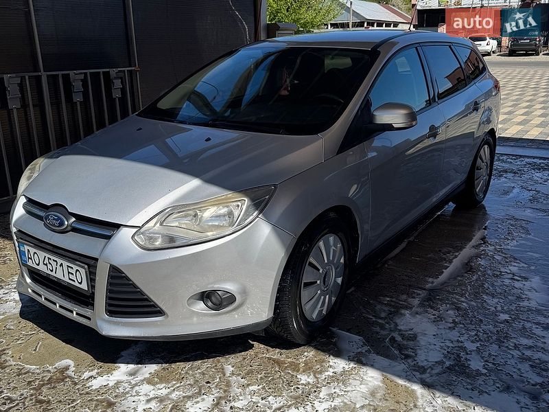 Ford Focus 2011