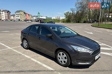Седан Ford Focus 2018 в Киеве