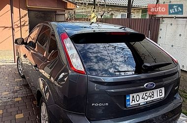 Хэтчбек Ford Focus 2010 в Тячеве