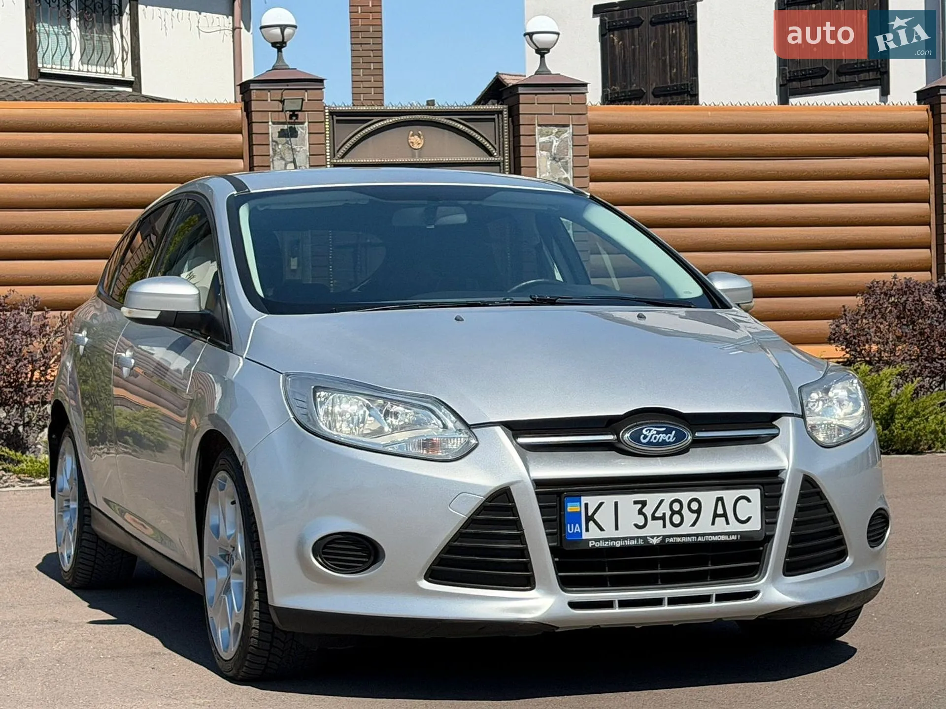2011 Ford Focus - мініатюра 12