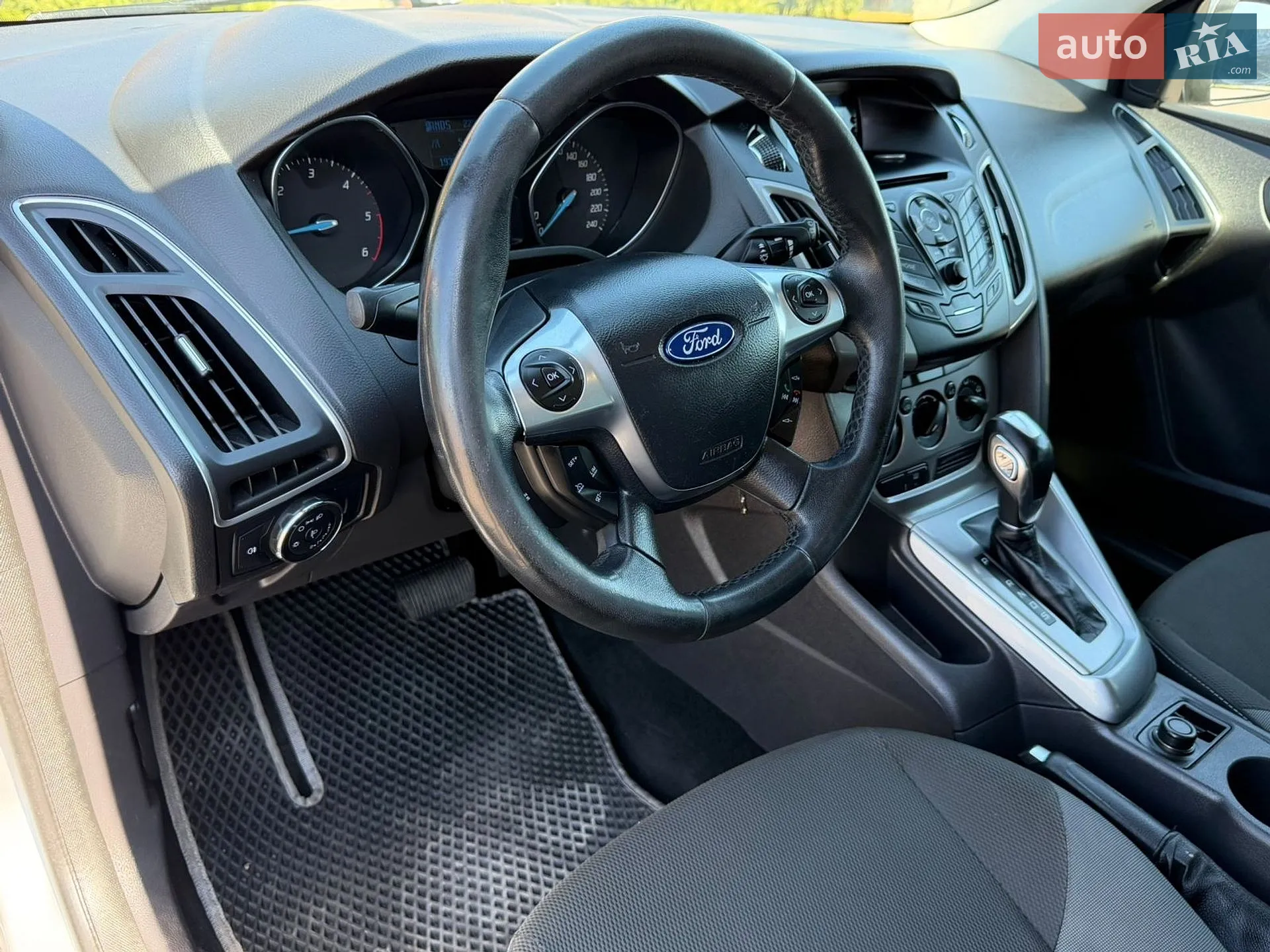 2011 Ford Focus - мініатюра 38