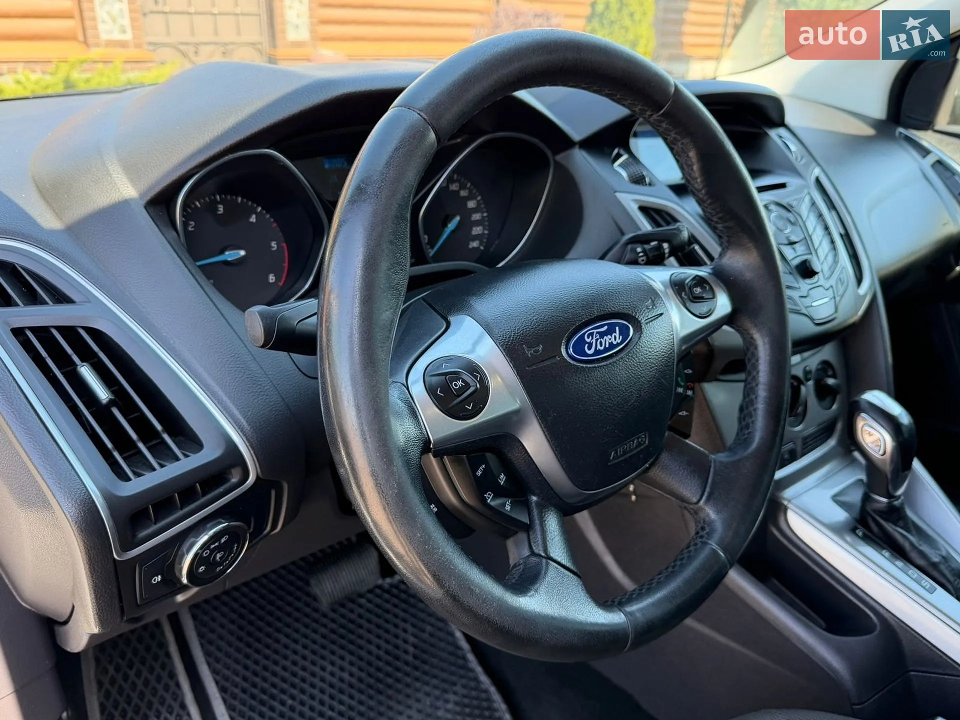 2011 Ford Focus - мініатюра 41
