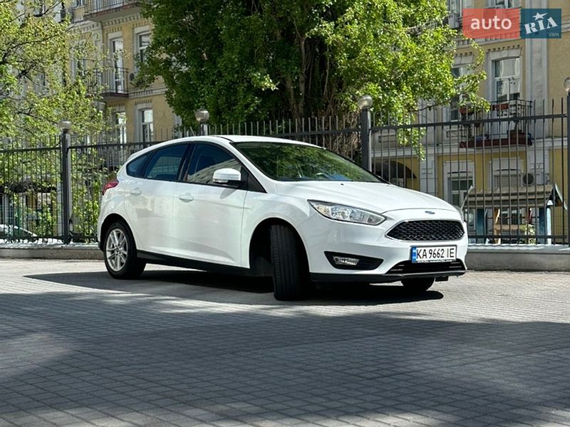 Хэтчбек Ford Focus 2017 в Киеве