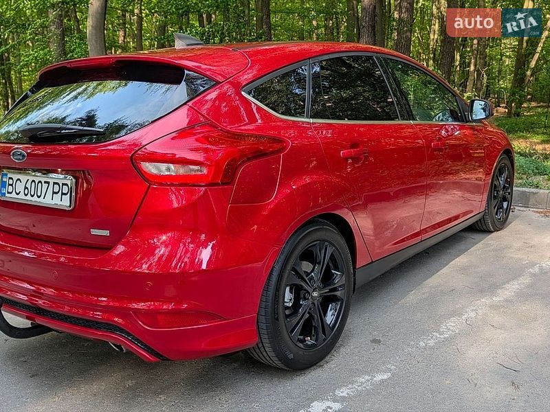 Хетчбек Ford Focus 2015 в Львові