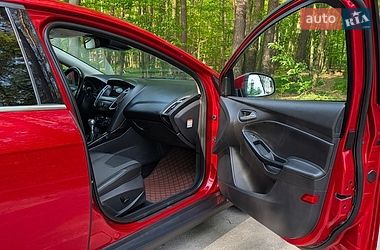 Хетчбек Ford Focus 2015 в Львові