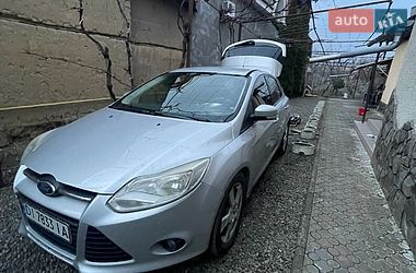 Хэтчбек Ford Focus 2011 в Виноградове