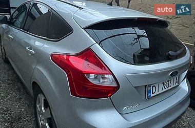 Хэтчбек Ford Focus 2011 в Виноградове