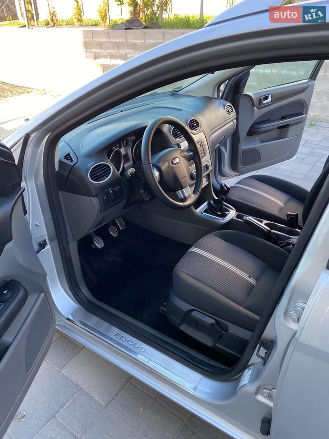 2010 Ford Focus - мініатюра 22
