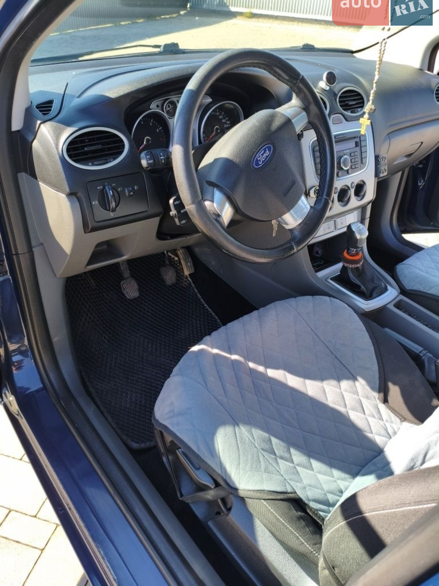 2010 Ford Focus - мініатюра 5