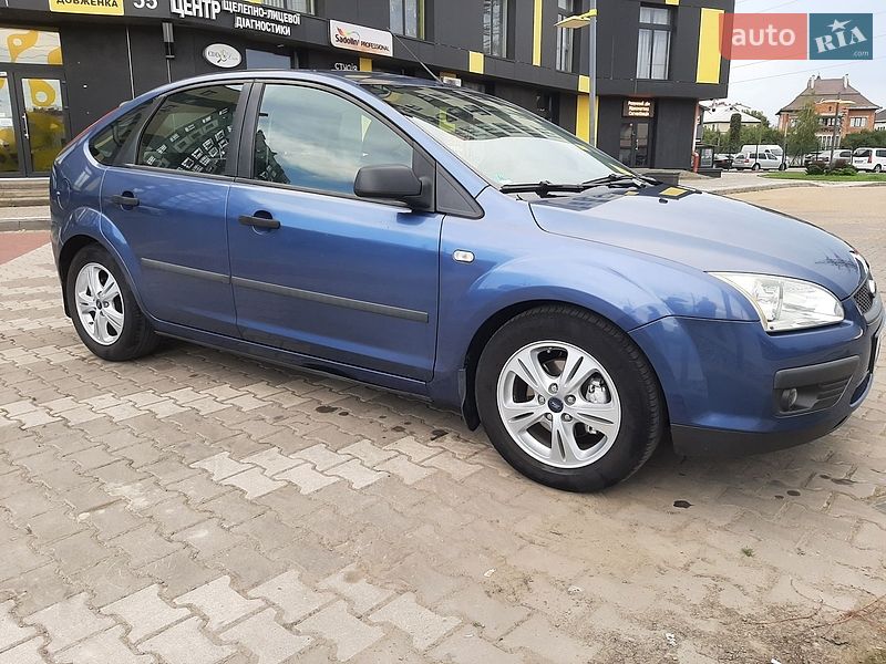 Хэтчбек Ford Focus 2006 в Ивано-Франковске