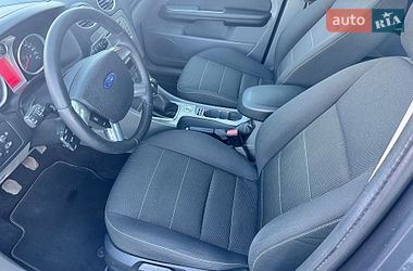 Универсал Ford Focus 2010 в Городке