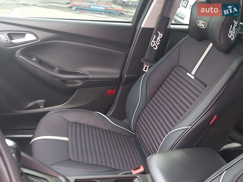 Седан Ford Focus 2015 в Харкові
