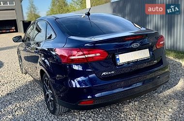 Седан Ford Focus 2017 в Бурштыне