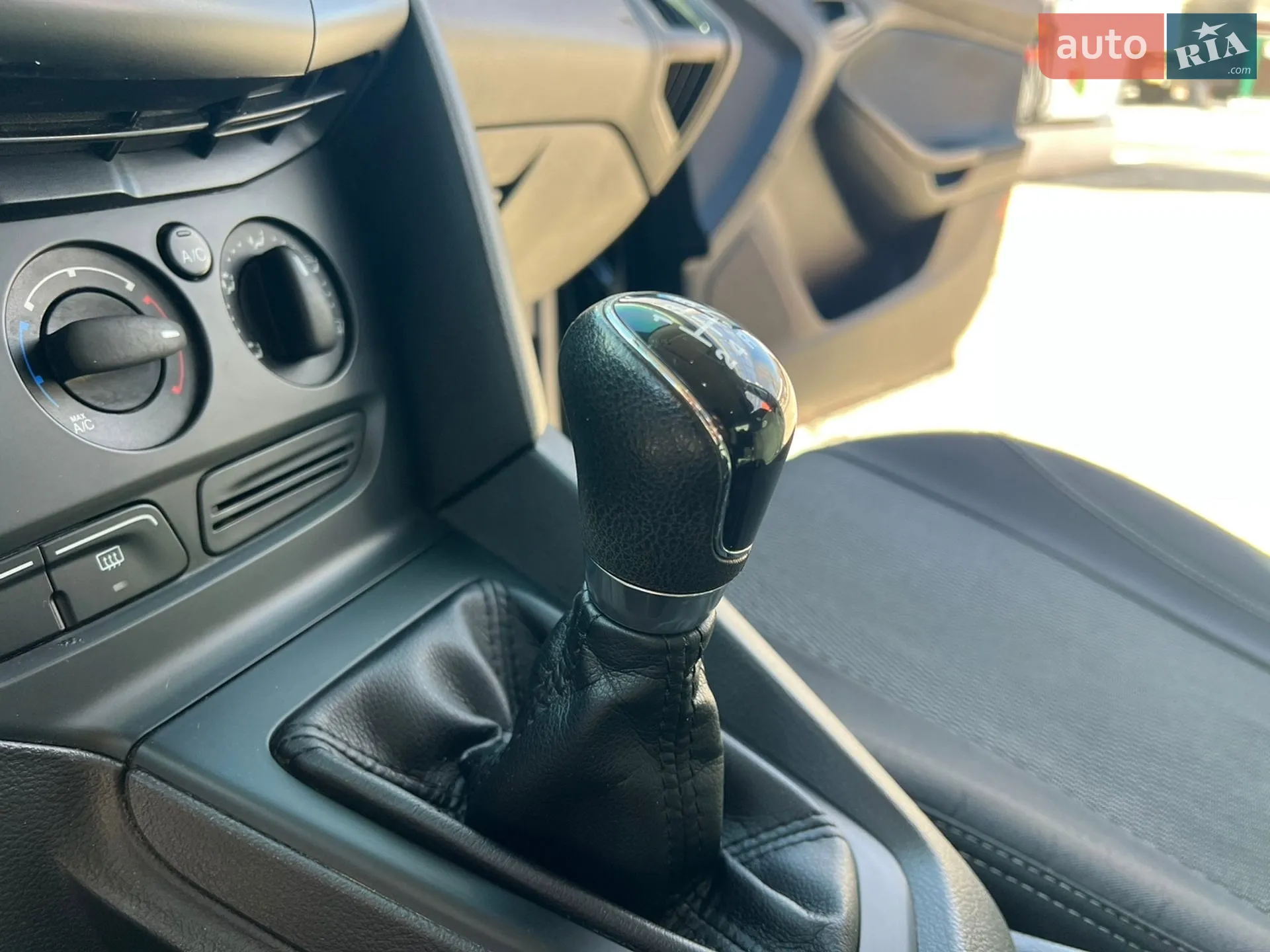 2012 Ford Focus - мініатюра 15