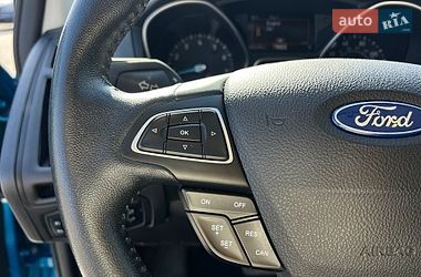 Хетчбек Ford Focus 2015 в Івано-Франківську