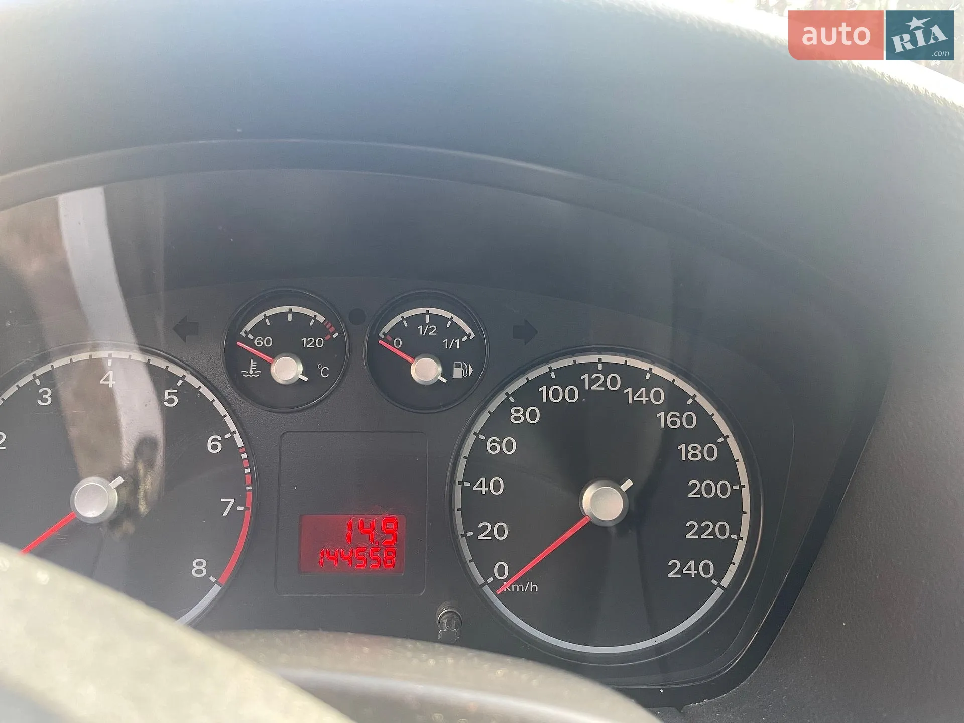 2010 Ford Focus - мініатюра 4