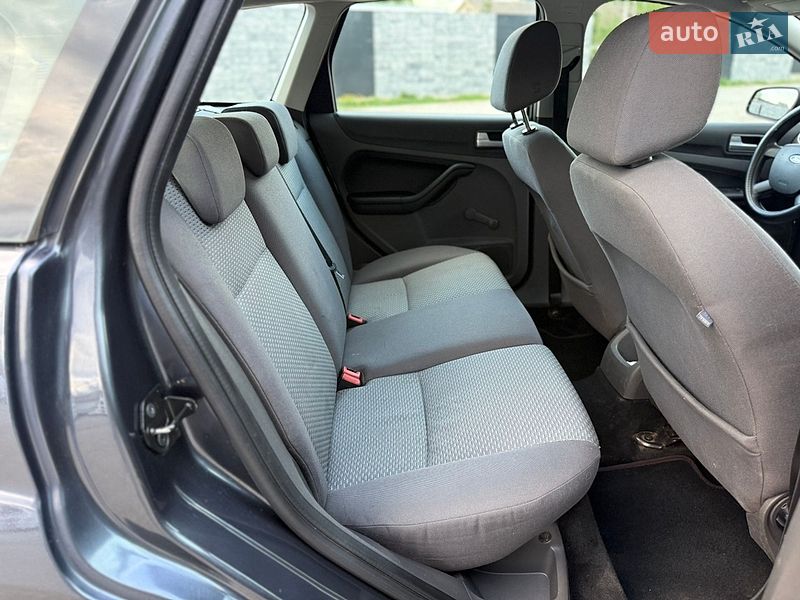 Універсал Ford Focus 2005 в Звягелі
