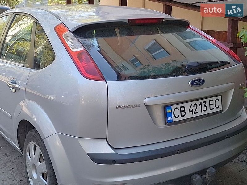 Хэтчбек Ford Focus 2004 в Чернигове