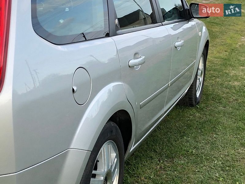 Універсал Ford Focus 2005 в Рожище